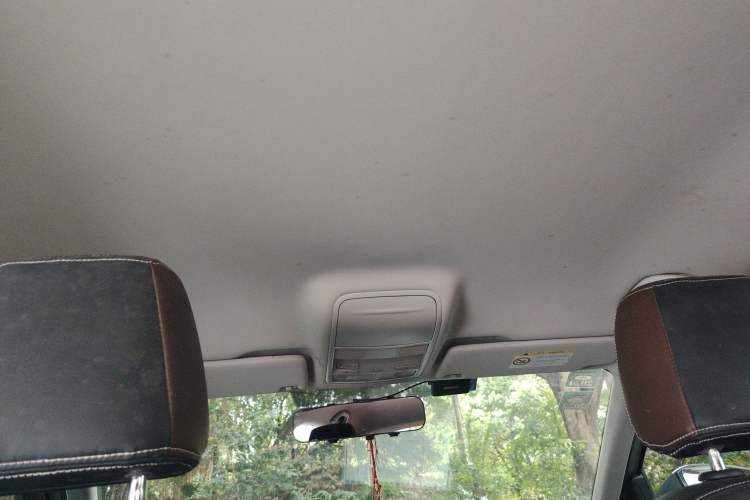 Used Skoda Octavia 2016 1.6L Manual Front-Wheel-Drive Version Headliner