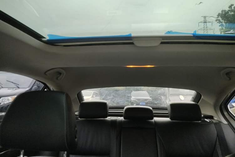Used Skoda Octavia 2016 1.6L Automatic Smart Drive Edition Headliner