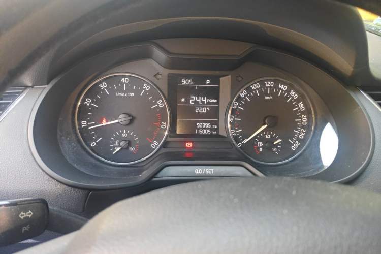 Used Skoda Octavia 2016 1.6L Automatic Chuanxing Edition Instrument Cluster