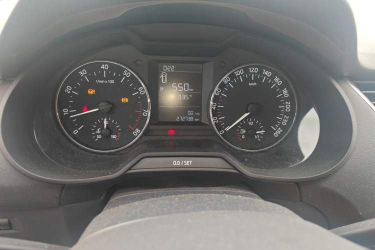 Used Skoda Octavia 2016 1.6L Manual Trend Edition Odometer Close Up