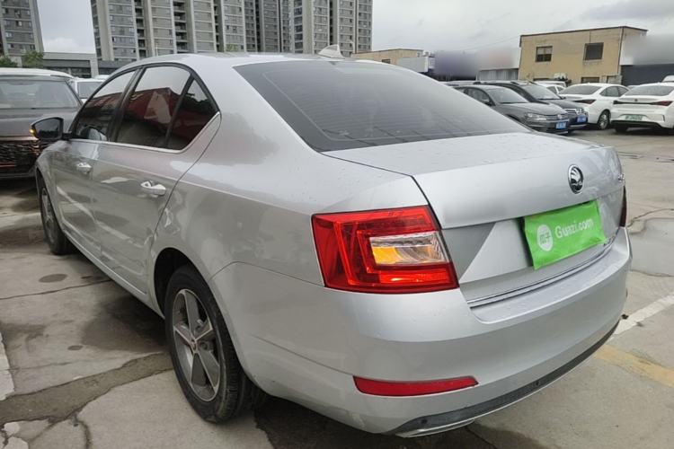Used Skoda Octavia 2016 1.6L Automatic Smart Drive Edition Rear Left 45 Deg