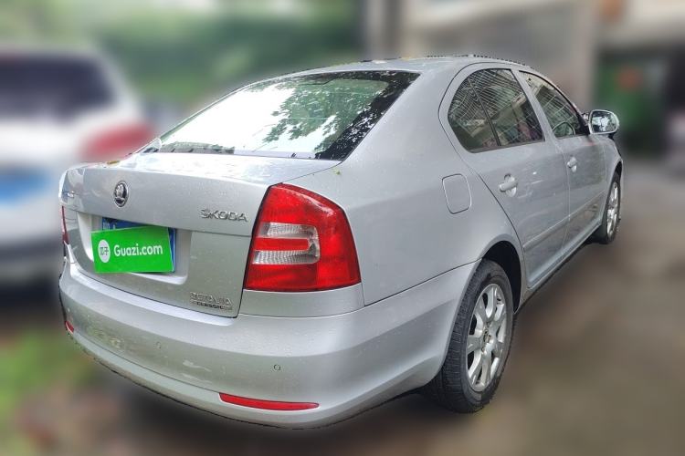 Used Skoda Octavia 2016 1.6L Automatic Smart Drive Edition Rear Right 45 Deg