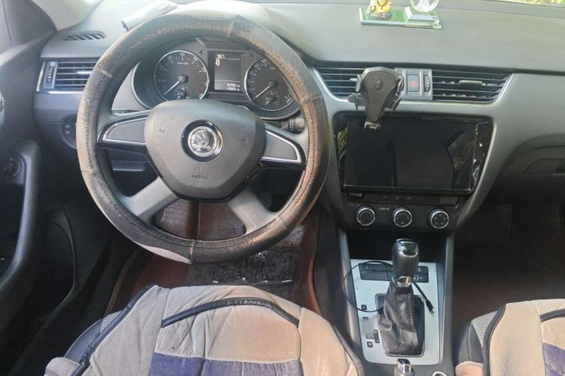 Used Skoda Octavia 2016 1.6L Automatic Chuanxing Edition Steering Wheel