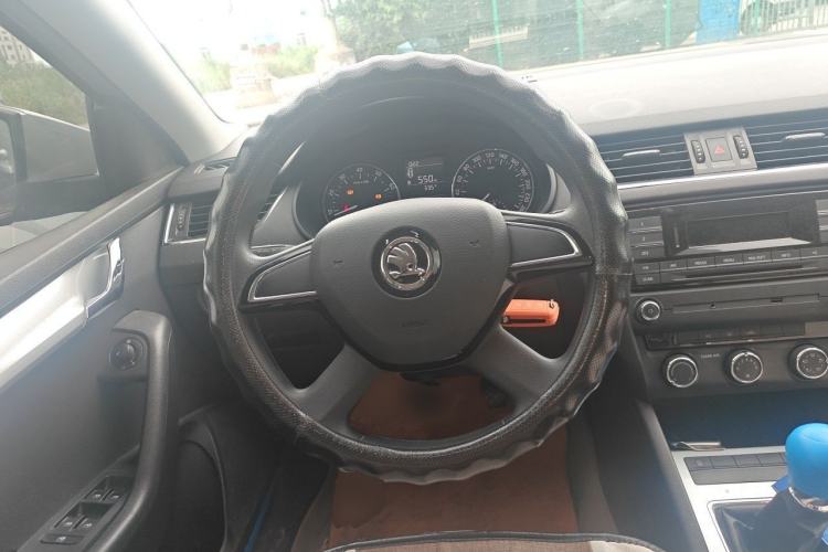 Used Skoda Octavia 2016 1.6L Manual Trend Edition Steering Wheel