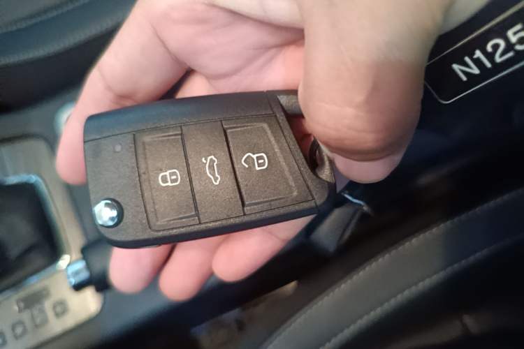 Used Skoda Octavia 2016 TSI280 DSG Smart Drive Edition Vehicle Key