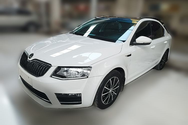 Used Skoda Octavia 2016 1.6L Automatic Smart Drive Edition Guazi used car, China used car export, Used car for sale, Used cars, Cheapest cars for sale
