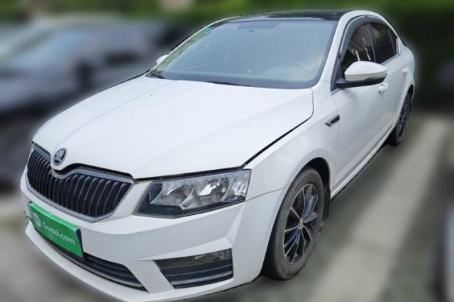 Used Skoda Octavia 2016 1.6L Manual Smart Drive Version