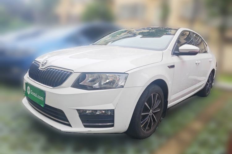 Used Skoda Octavia 2016 1.6L Automatic Smart Drive Edition Guazi used car, China used car export, Used car for sale, Used cars, Cheapest cars for sale