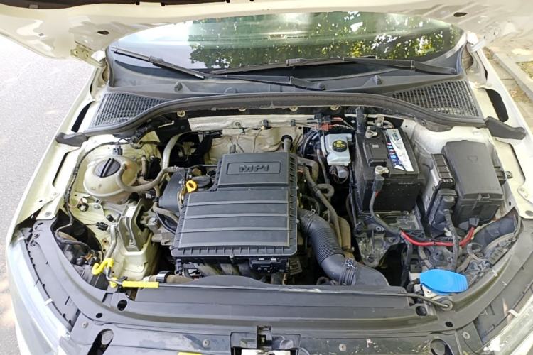 Used Skoda Octavia 2016 1.6L Manual Trend Edition Engine Bay