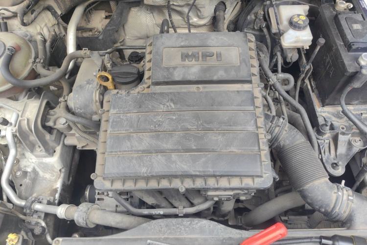 Used Skoda Octavia 2016 1.6L Automatic Chuanxing Edition Engine Bay