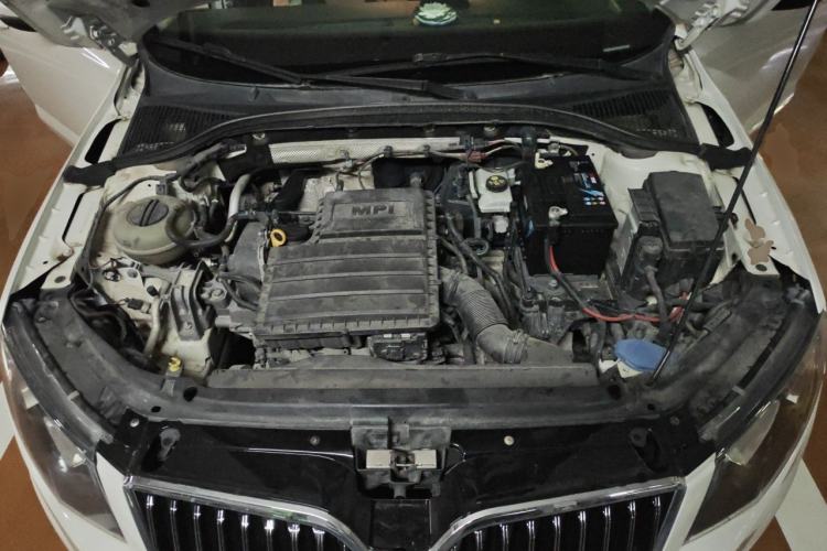 Used Skoda Octavia 2016 TSI280 DSG Advanced Edition Engine Bay