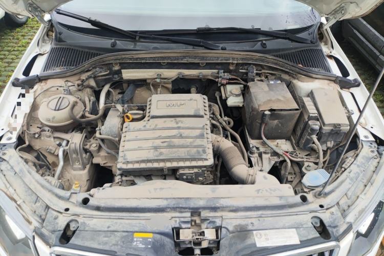 Used Skoda Octavia 2016 1.6L Manual Trend Edition Engine Bay