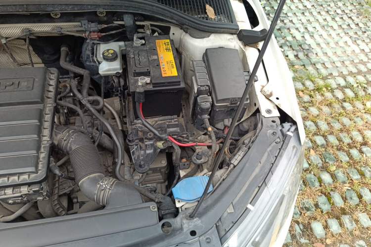 Used Skoda Octavia 2016 1.6L Automatic Smart Drive Edition Engine Bay Left