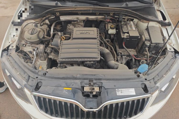 Used Skoda Octavia 2016 1.6L Automatic Smart Drive Edition Engine Bay