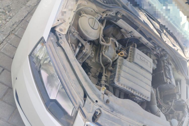 Used Skoda Octavia 2016 1.6L Automatic Chuanxing Edition Engine Bay Right