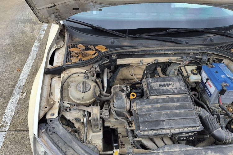 Used Skoda Octavia 2016 1.6L Automatic Smart Drive Edition Engine Bay Right