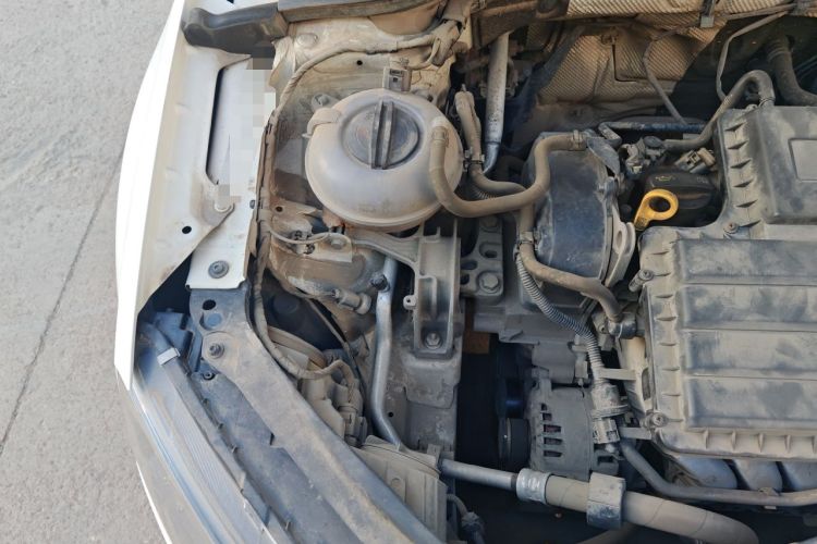 Used Skoda Octavia 2016 1.6L Automatic Smart Drive Edition Engine Bay Right