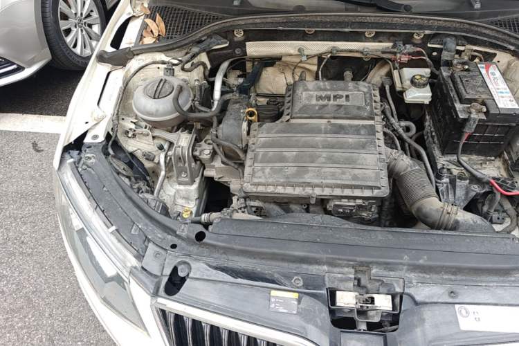 Used Skoda Octavia 2016 1.6L Manual Trend Edition Engine Bay Right