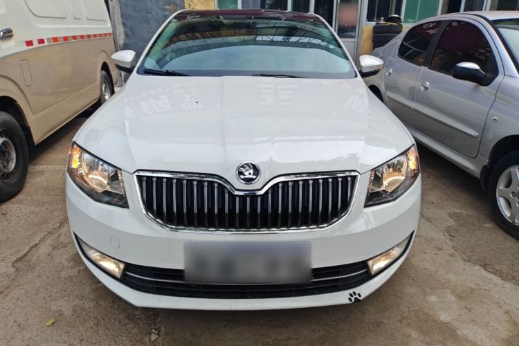 Used Skoda Octavia 2016 1.6L Automatic Smart Drive Edition Front