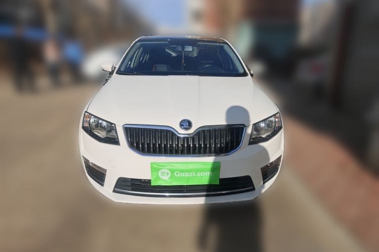 Used Skoda Octavia 2016 1.6L Automatic Smart Drive Edition Front