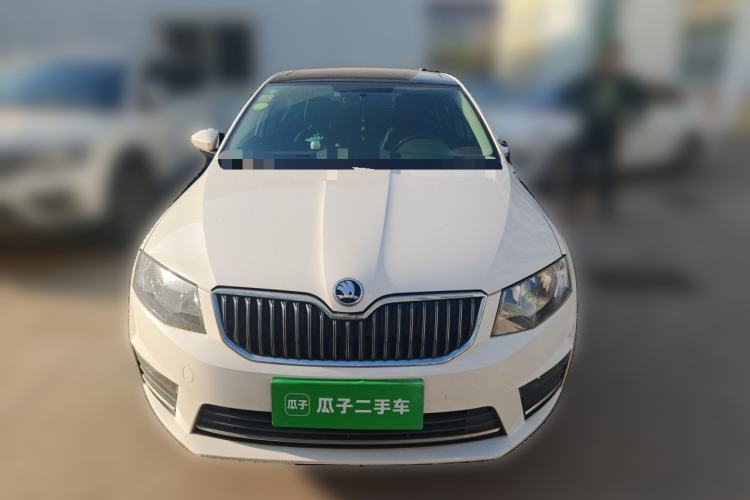 Used Skoda Octavia 2016 1.6L Automatic Smart Drive Edition Front