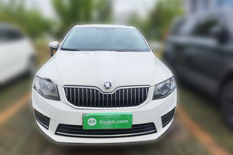 Used Skoda Octavia 2016 1.6L Manual Trend Edition Front