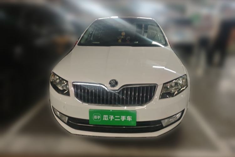 Used Skoda Octavia 2016 1.6L Automatic Smart Drive Edition Front