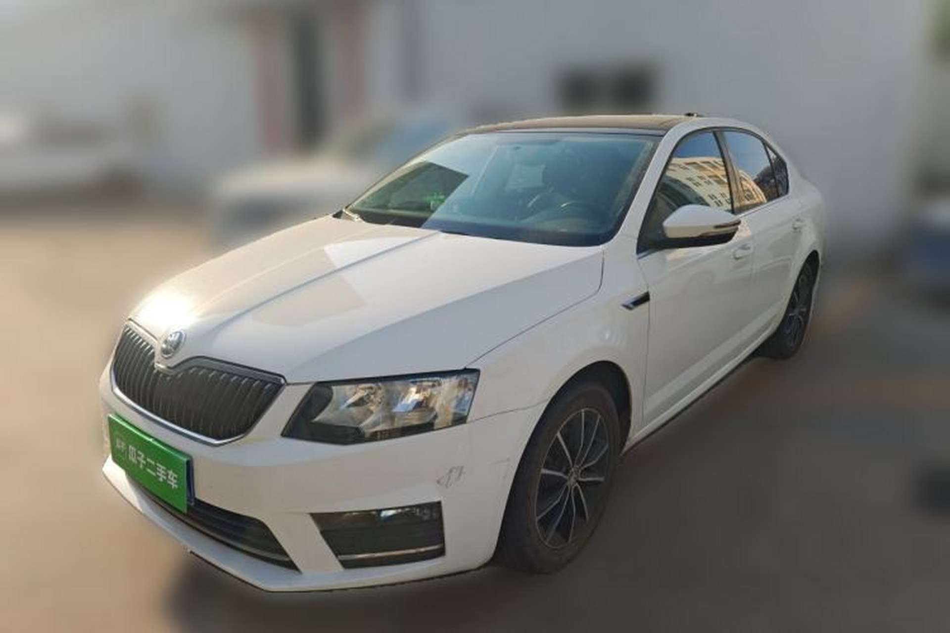 Used Skoda Octavia 2016 1.6L Automatic Smart Drive Edition Front Left 45 Deg