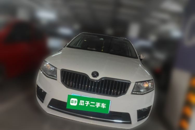 Used Skoda Octavia 2016 1.6L Automatic Smart Drive Edition Front
