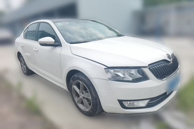 Used Skoda Octavia 2016 1.6L Automatic Smart Drive Edition Front Right 45 Deg