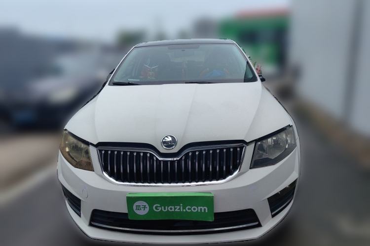 Used Skoda Octavia 2016 1.6L Automatic Smart Drive Edition Front