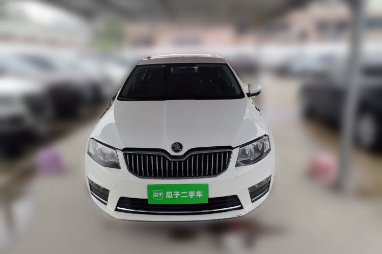 Used Skoda Octavia 2016 1.6L Automatic Chuanxing Edition Front