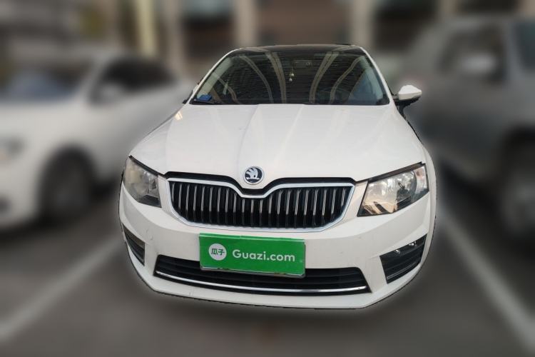Used Skoda Octavia 2016 1.6L Manual Smart Drive Version Front