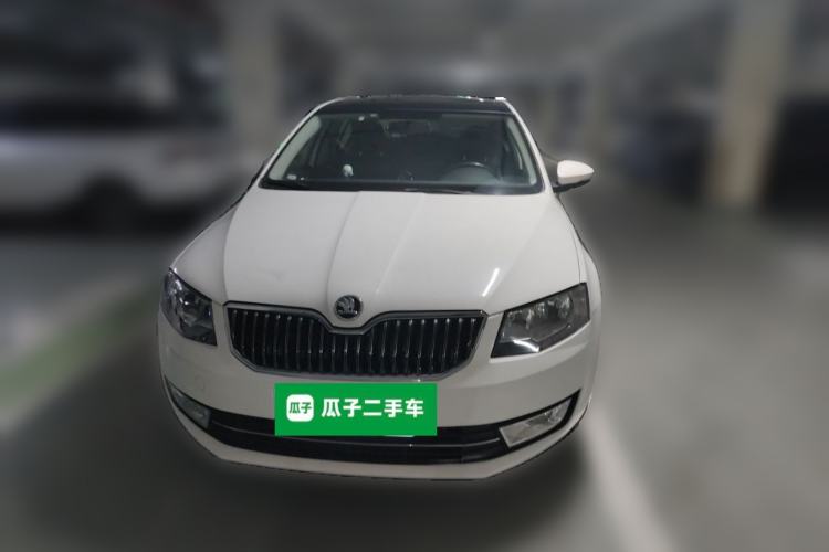 Used Skoda Octavia 2016 1.6L Automatic Smart Drive Edition Front