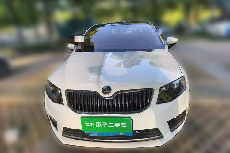 Used Skoda Octavia 2016 1.6L Automatic Smart Drive Edition Front