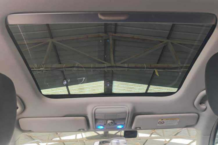 Used Skoda Octavia 2016 1.6L Manual Smart Drive Version Headliner
