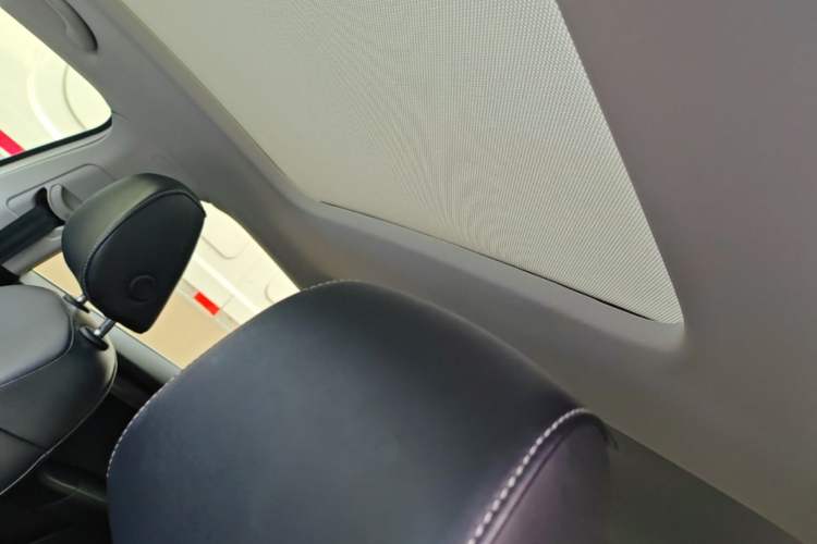 Used Skoda Octavia 2016 1.6L Automatic Smart Drive Edition Headliner