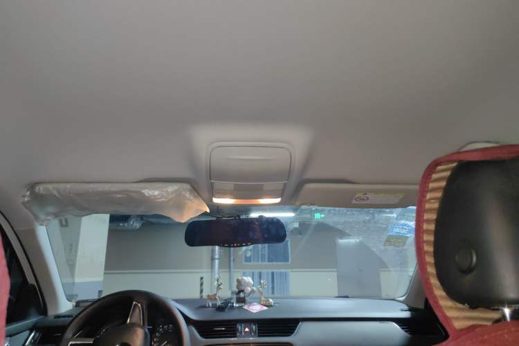 Used Skoda Octavia 2016 1.6L Manual Trend Edition Headliner
