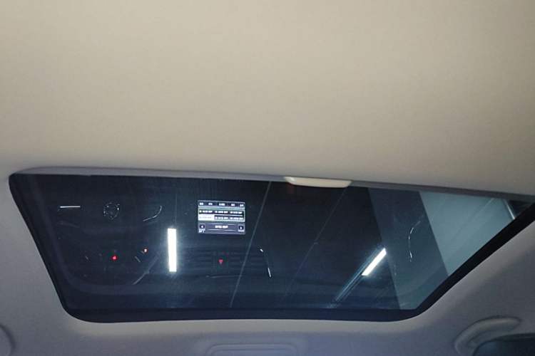 Used Skoda Octavia 2016 1.6L Automatic Smart Drive Edition Headliner
