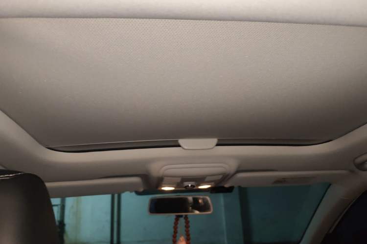 Used Skoda Octavia 2016 1.6L Automatic Smart Drive Edition Headliner