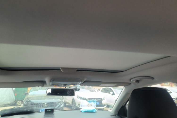 Used Skoda Octavia 2016 1.6L Manual Smart Drive Version Headliner