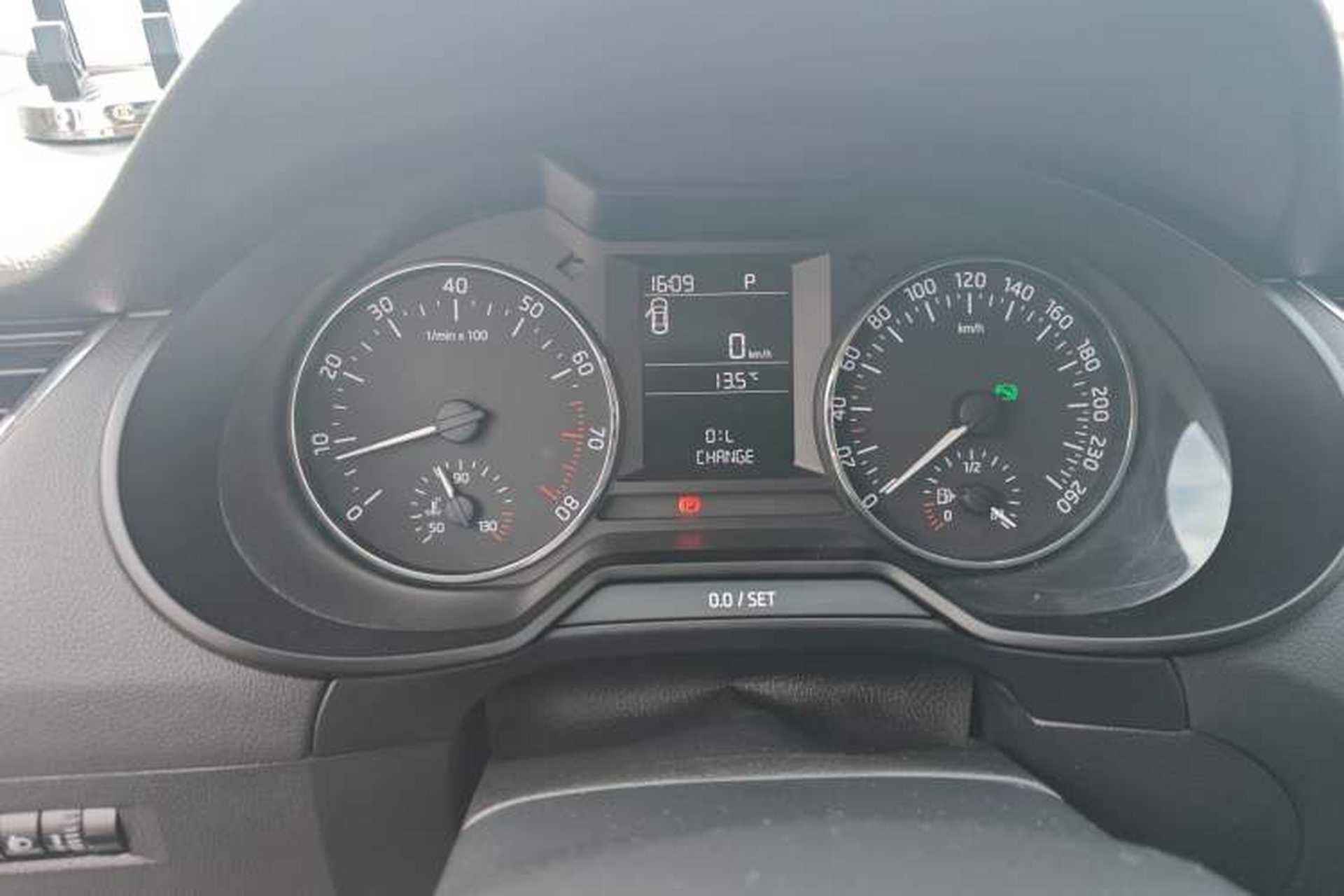 Used Skoda Octavia 2016 1.6L Automatic Chuanxing Edition Instrument Cluster