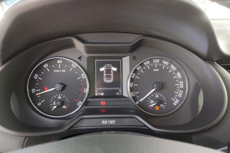 Used Skoda Octavia 2016 1.6L Automatic Smart Drive Edition Instrument Cluster