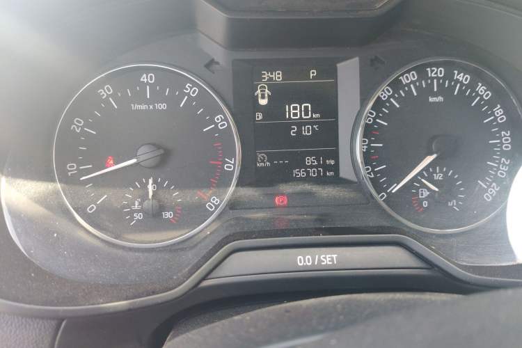 Used Skoda Octavia 2016 1.6L Automatic Chuanxing Edition Instrument Cluster