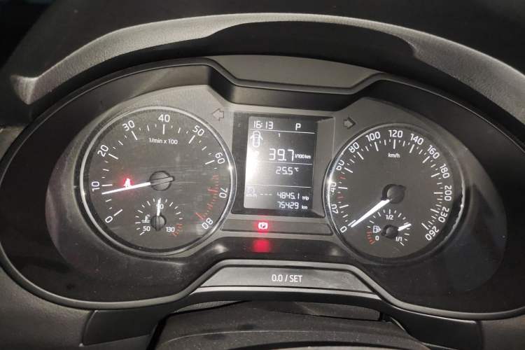 Used Skoda Octavia 2016 1.6L Automatic Chuanxing Edition Instrument Cluster