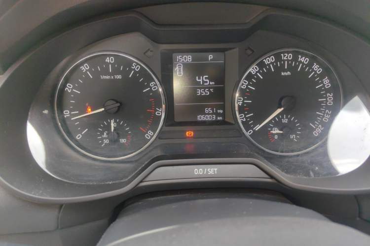 Used Skoda Octavia 2016 1.6L Automatic Chuanxing Edition Instrument Cluster