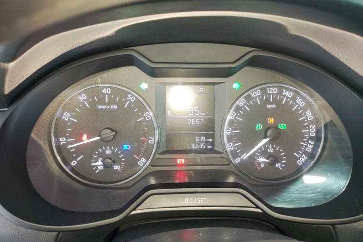 Used Skoda Octavia 2016 1.6L Automatic Chuanxing Edition Instrument Cluster