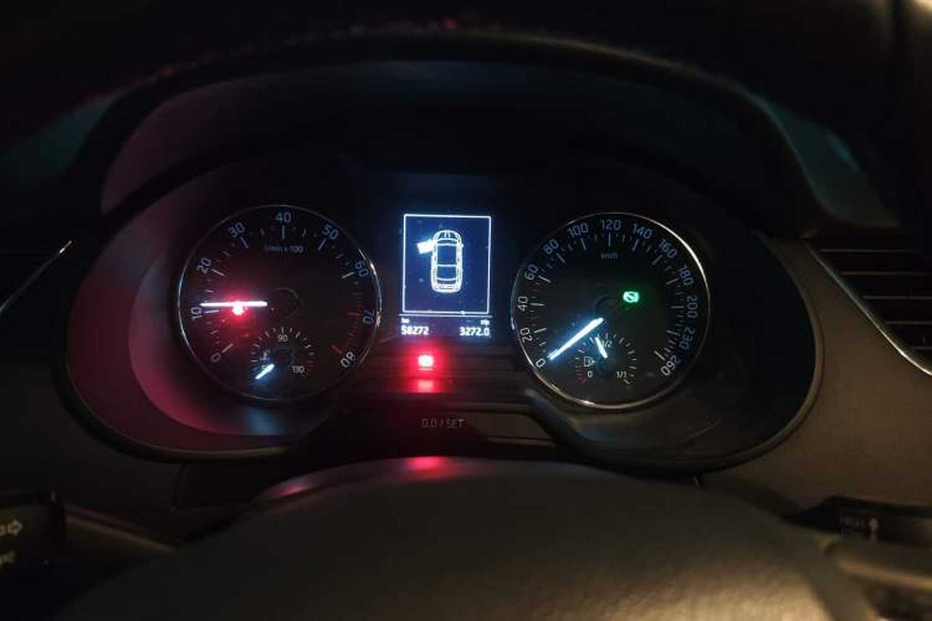 Used Skoda Octavia 2016 1.6L Automatic Smart Drive Edition Instrument Cluster