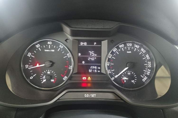 Used Skoda Octavia 2016 1.6L Automatic Chuanxing Edition Instrument Cluster
