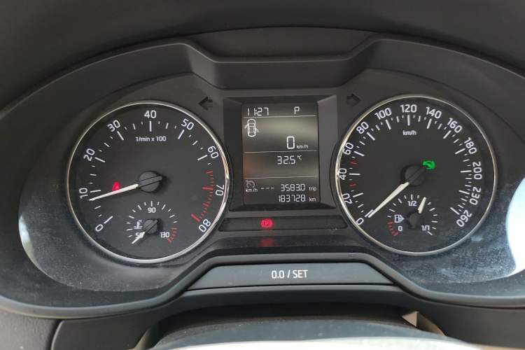 Used Skoda Octavia 2016 1.6L Automatic Chuanxing Edition Instrument Cluster